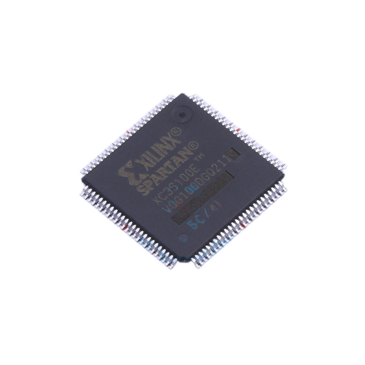 (w magazynie) XC3S100E-4VQG100I 100-VQFP (14x14) układ scalony IC FPGA 66 I/O 100VQFP