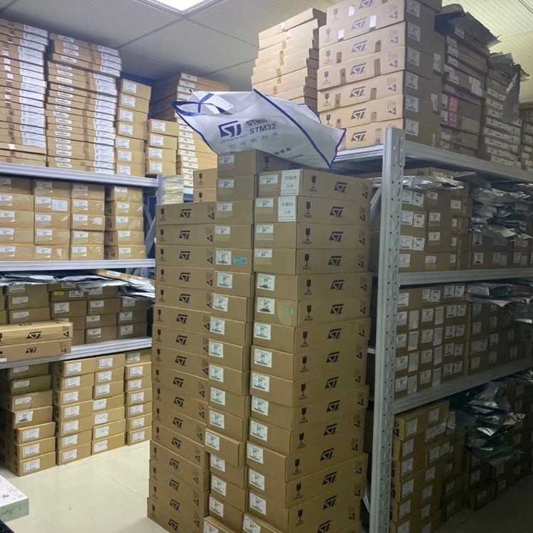 Chuangyunxinyuan Zupełnie nowe oryginalne układy scalone IC Stock Profesjonalny dostawca BOM VIPER12A